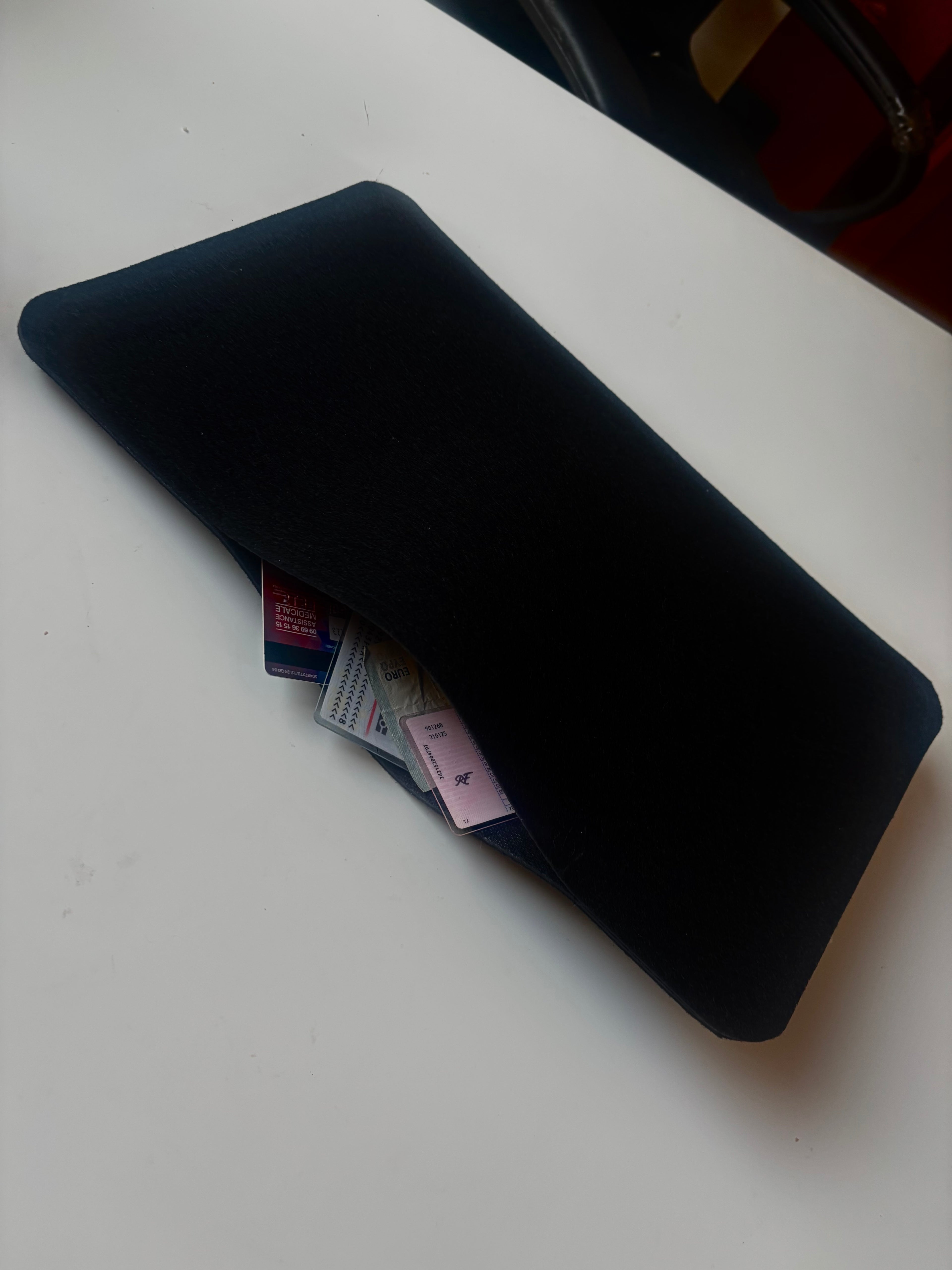 Tapis cachette antivol pour véhicule - aspect d'origine conservé